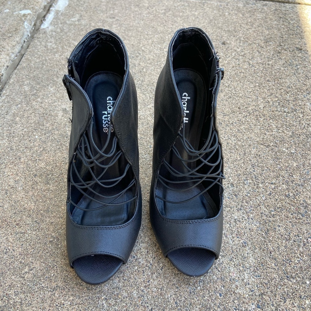 Black Heels size 7